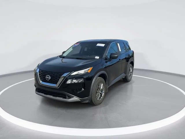 Used 2023 Black Nissan S image 2