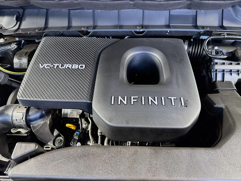 New 2027 2T DEEP EMRD INFINITI AUTOGRAPH image 40