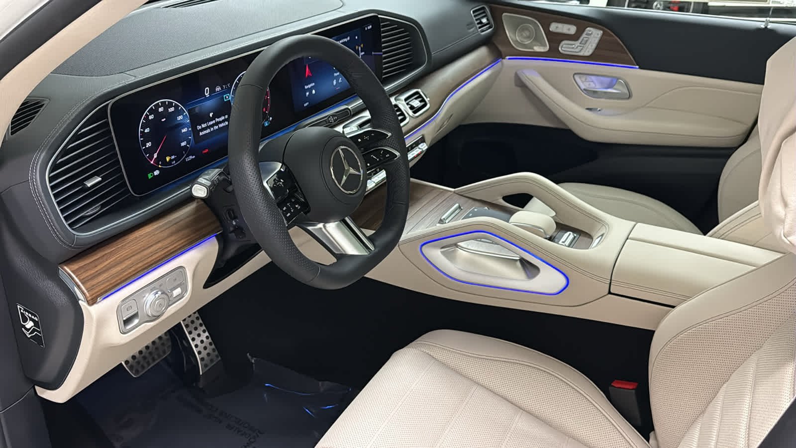 New 2026 Polar White Mercedes-Benz GLS 450 image 29