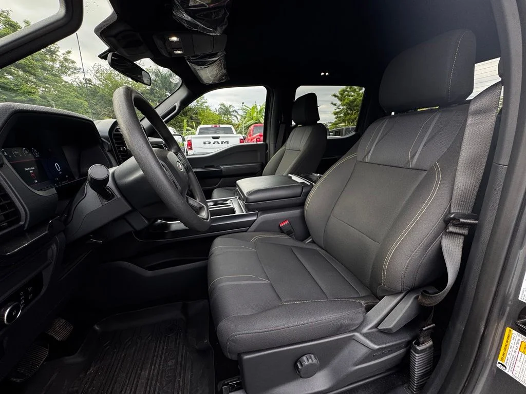 Used 2024  Ford STX image 15