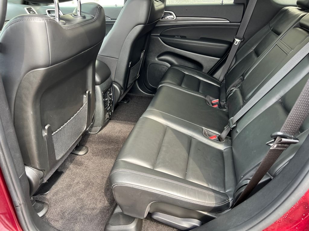 Used 2022 Red Jeep Limited image 22