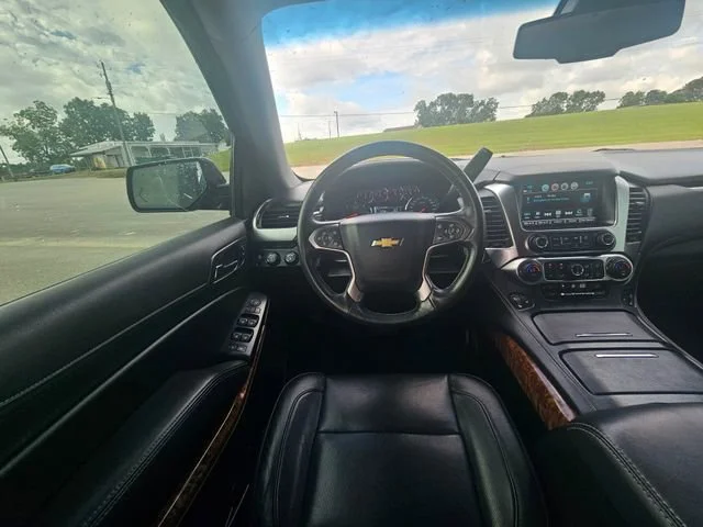 Used 2019 SHADOW GRAY METALLIC Chevrolet Premier image 13