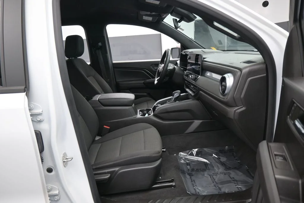 Used 2023 Summit White Chevrolet LT image 36