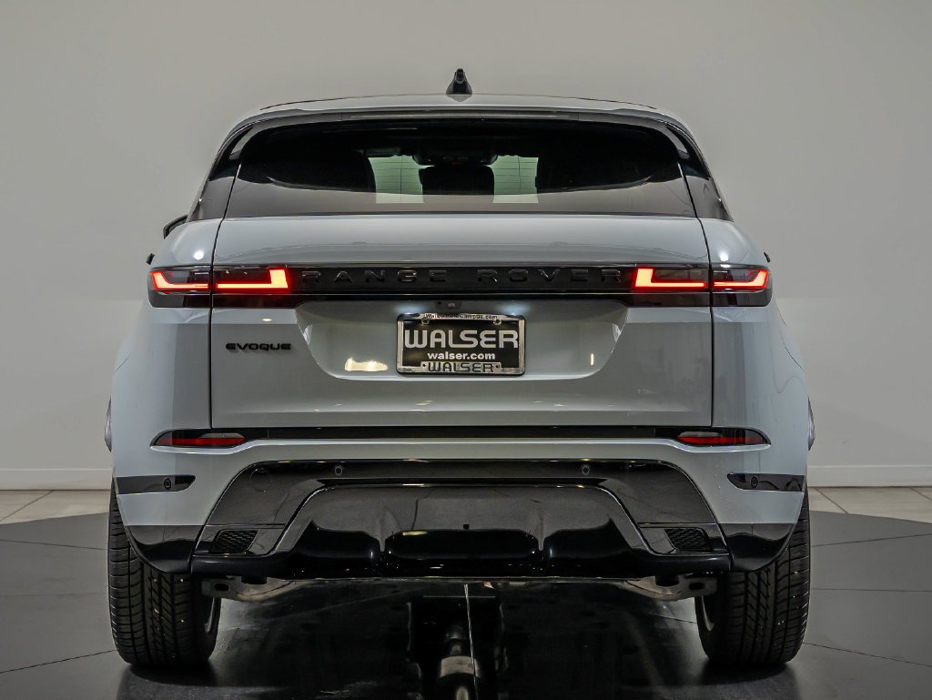 Used 2026 Arroios Grey Metallic Land Rover Dynamic image 6