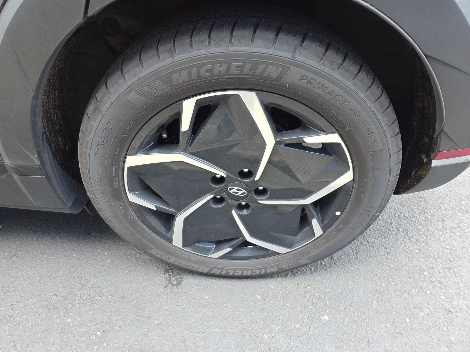 Used 2024 Shooting Star (Matte Gray) Hyundai SEL image 9