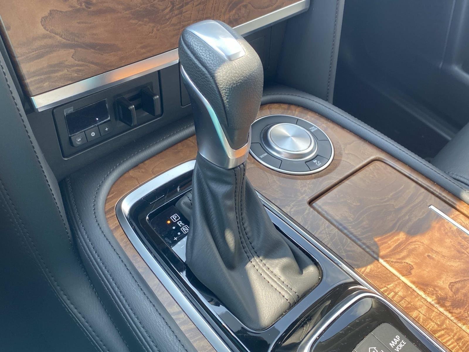 2024 Nissan Armada SL - Photo 23