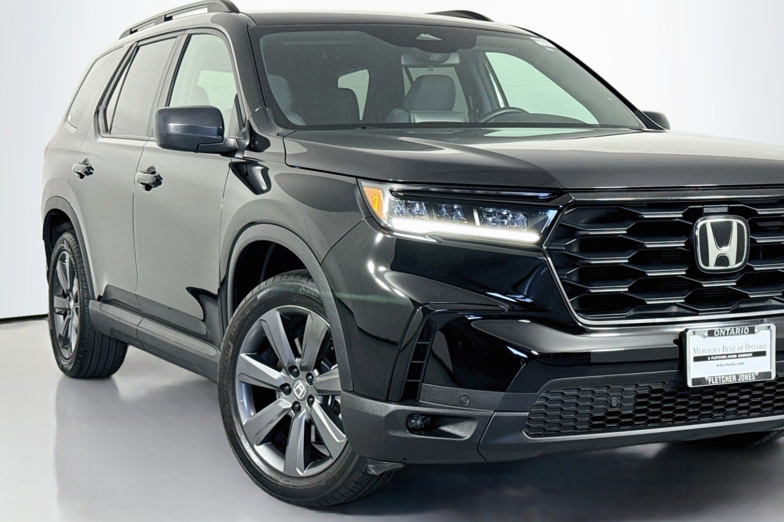 Used 2024 CRYSTAL BLACK Honda Sport AWD image 15
