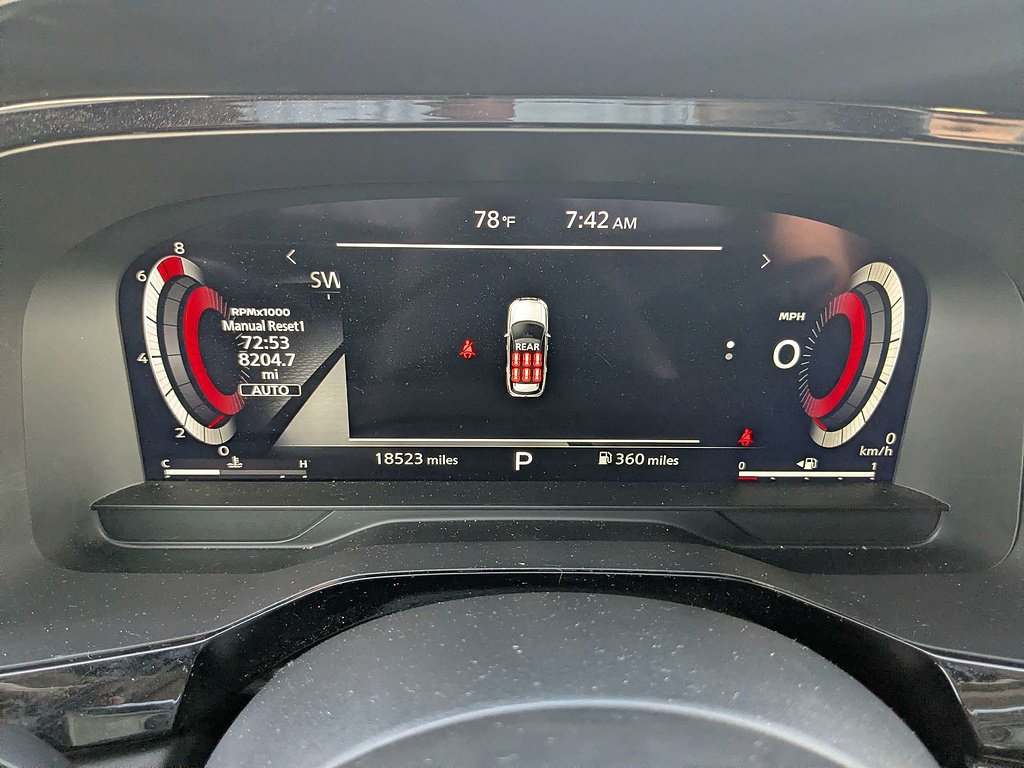 Used 2025 Gun Metallic Nissan Platinum image 31