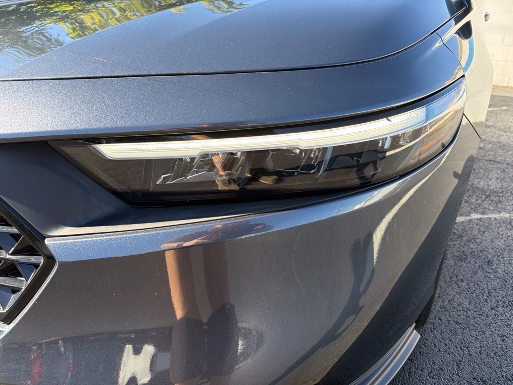 Used 2024 Meteorite Gray Metallic Honda LX image 9