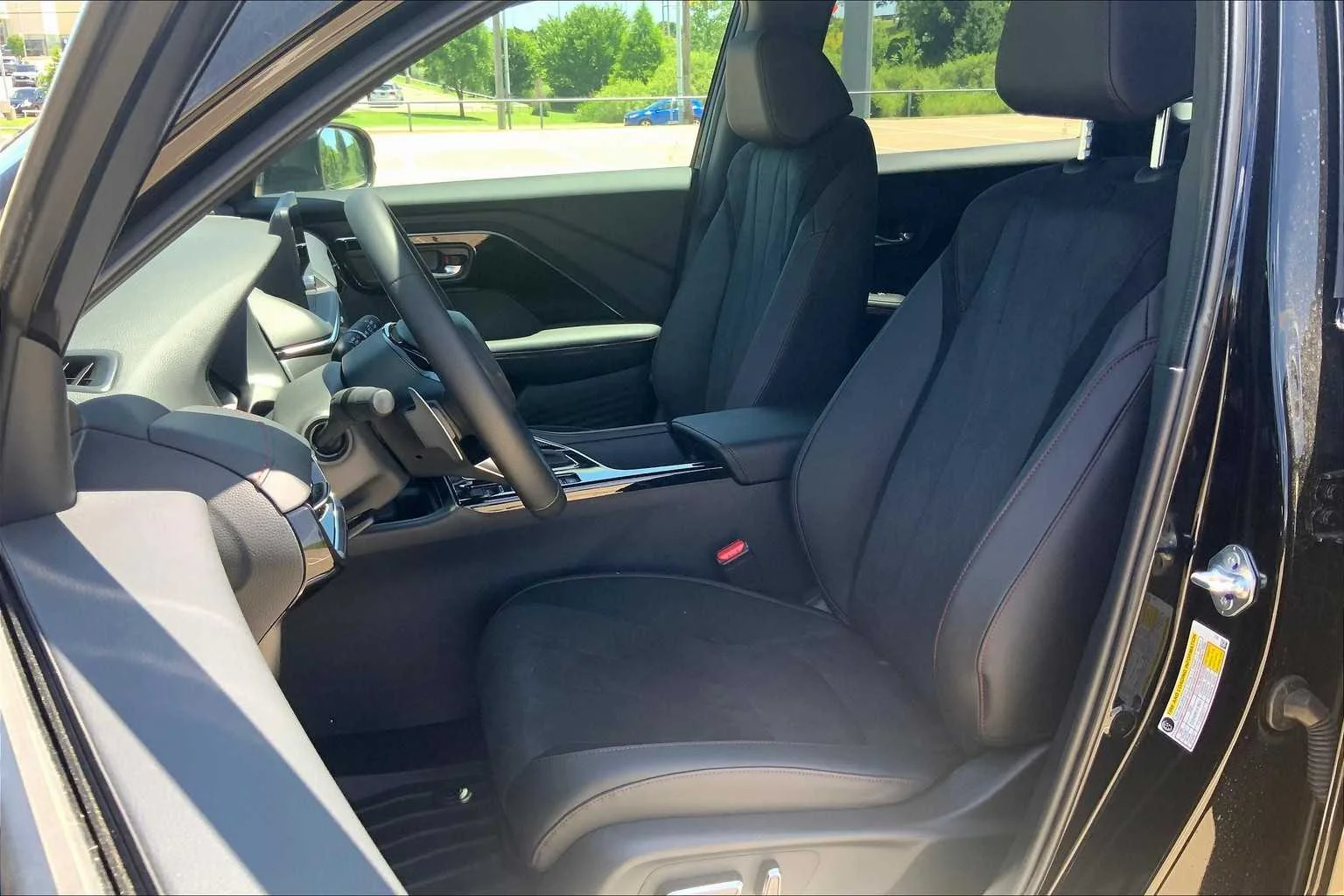 Certified Used 2025 Crystal Black Pearl Acura w/A-Spec Package image 9