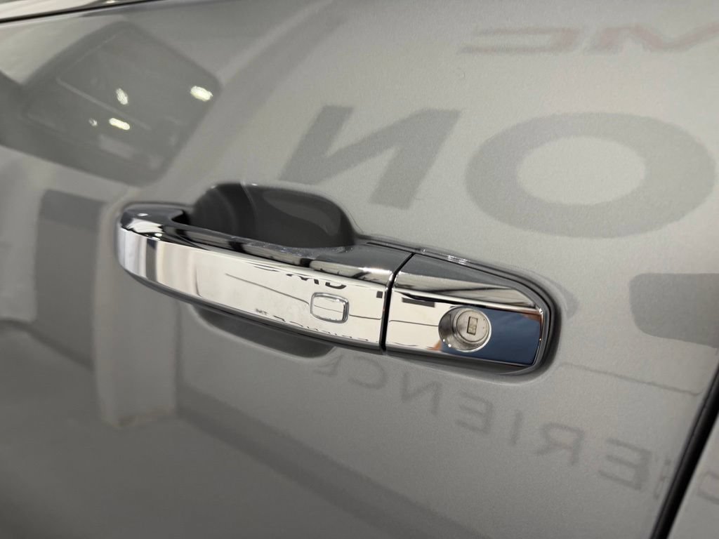 New 2026 Sterling Metallic GMC Denali Ultimate DRW image 10