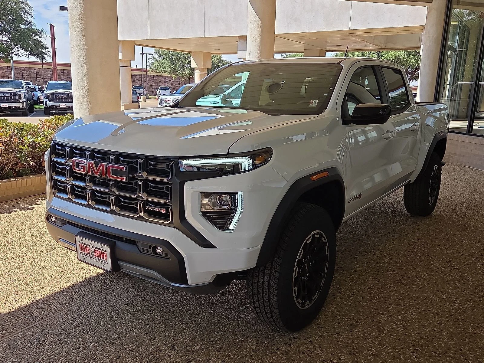 2026 GMC Canyon 4WD AT4 Crew Cab Short Box's photo