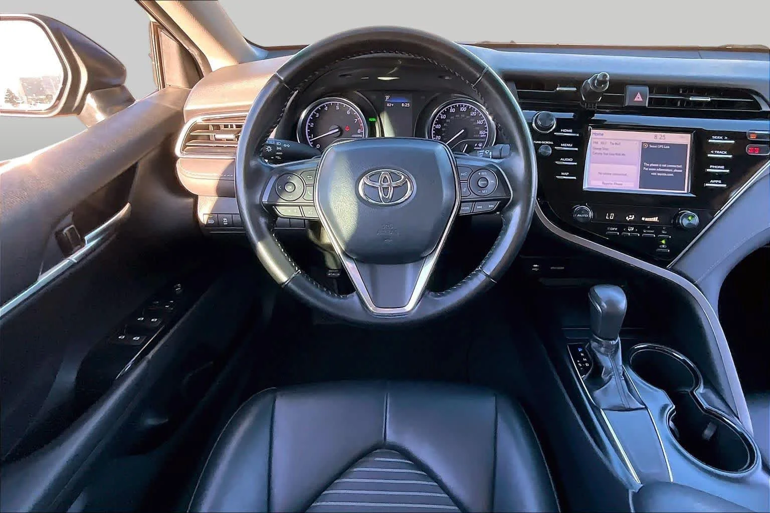 Used 2019 Galactic Aqua Mica Toyota SE image 5