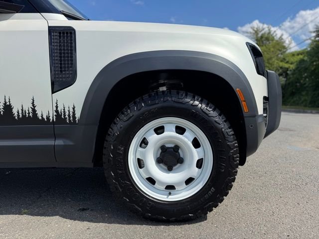 2024 Land Rover Defender S - Photo 9