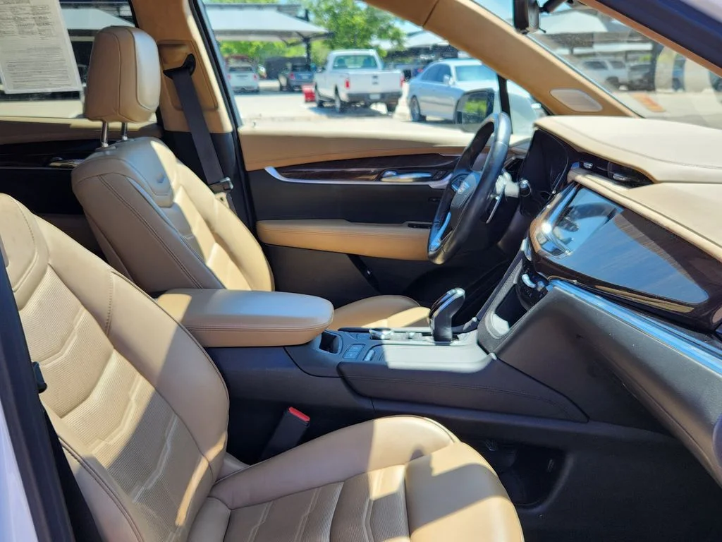 Used 2024 White Cadillac Sport image 18