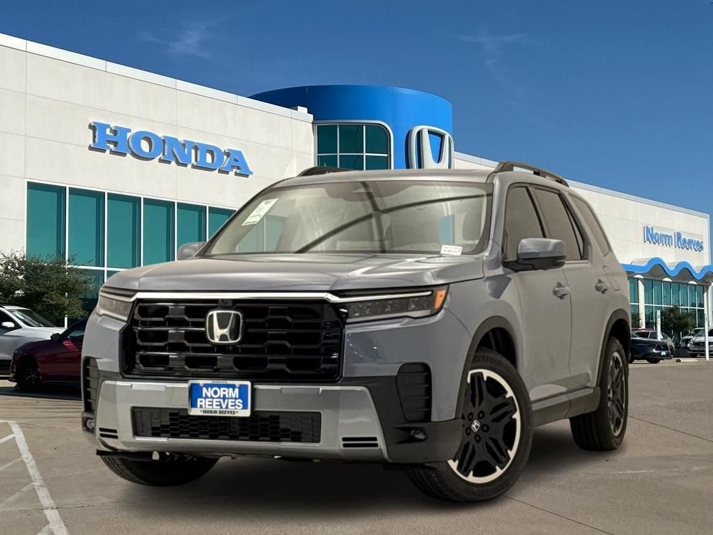 2026 Honda Pilot Touring AWD's photo