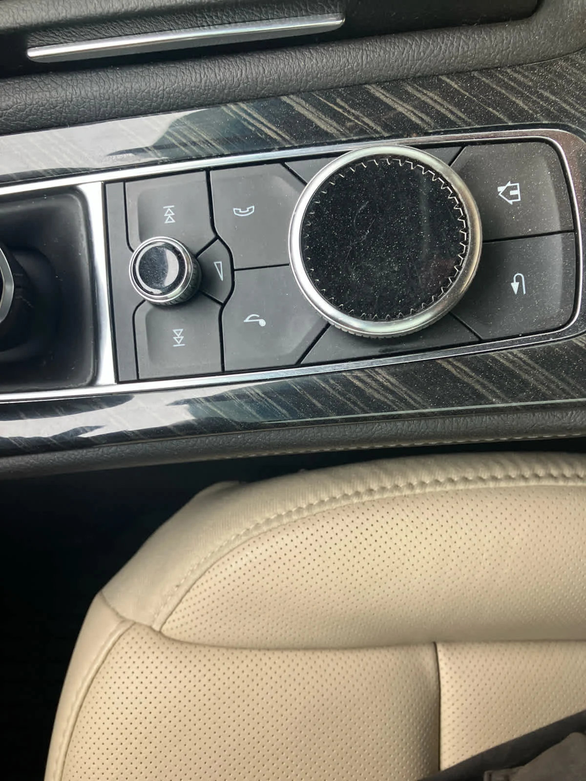 Used 2022 Wave Metallic Cadillac Premium Luxury image 36