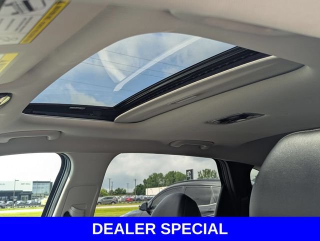 Used 2024 Gray Hyundai SEL image 24
