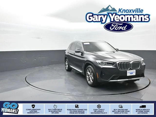 Used 2022 Dark Graphite BMW xDrive30i image 1