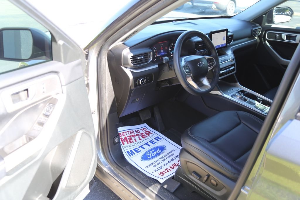 Used 2024 Gray Ford XLT image 8