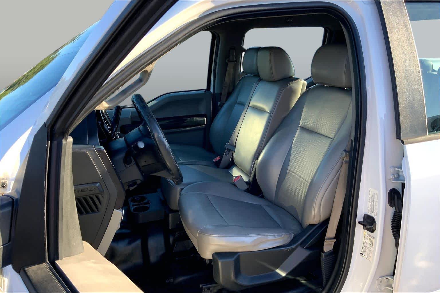 Used 2017 Oxford White Ford XL image 8