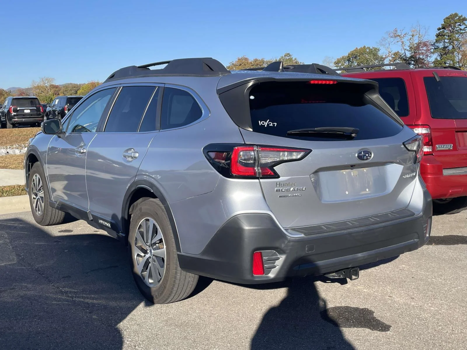 Used 2020 Ice Silver Metallic Subaru Premium image 3