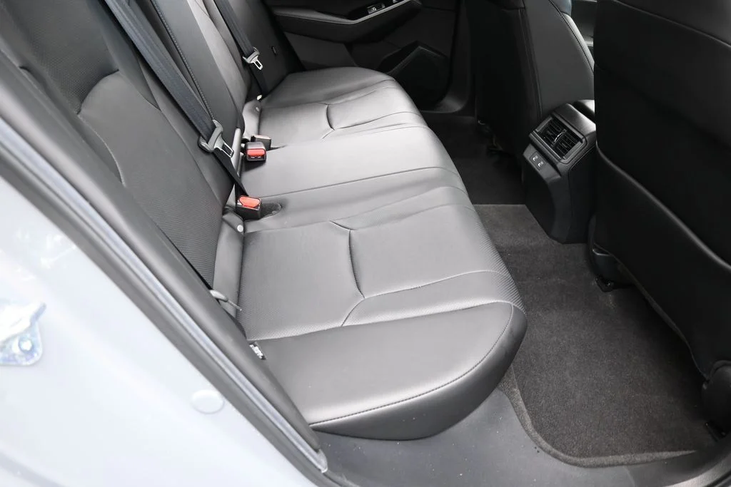 Used 2024 Solar Silver Metallic Honda Touring image 37