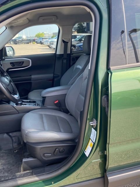Used 2025 Green Ford Badlands image 5