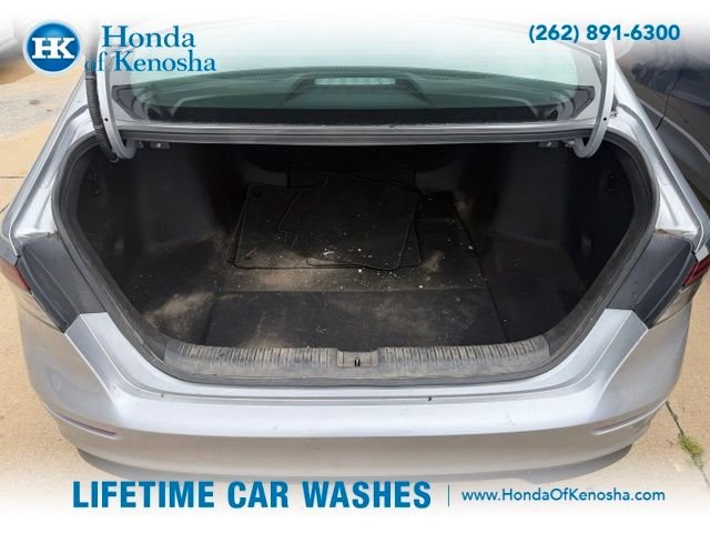 Certified Used 2024 Solar Silver Metallic Honda EX image 7