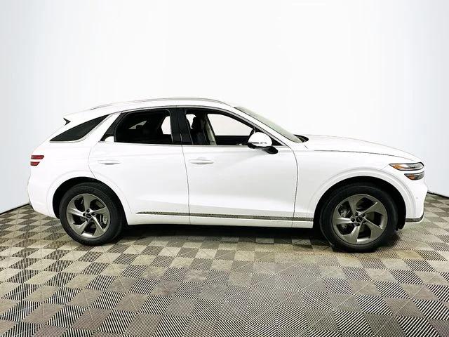 New 2026 White Genesis 2.5T Advanced image 3