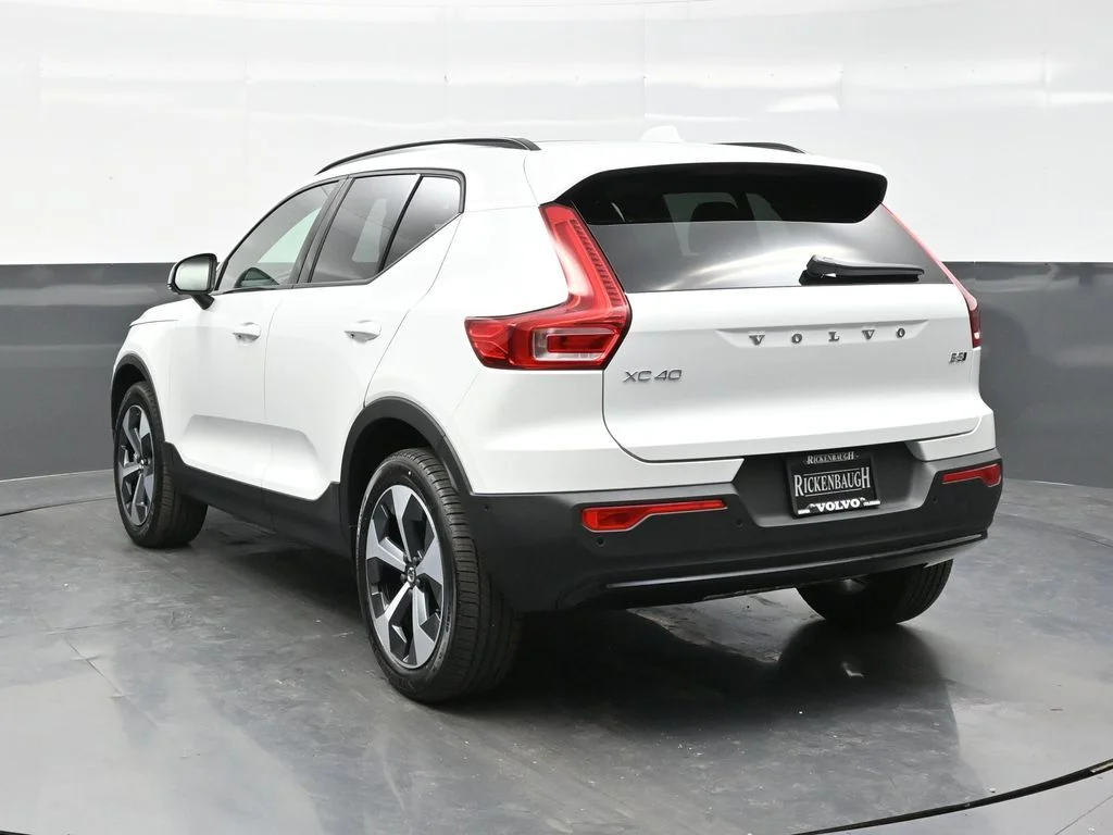 New 2026 Crystal White Volvo Plus image 5