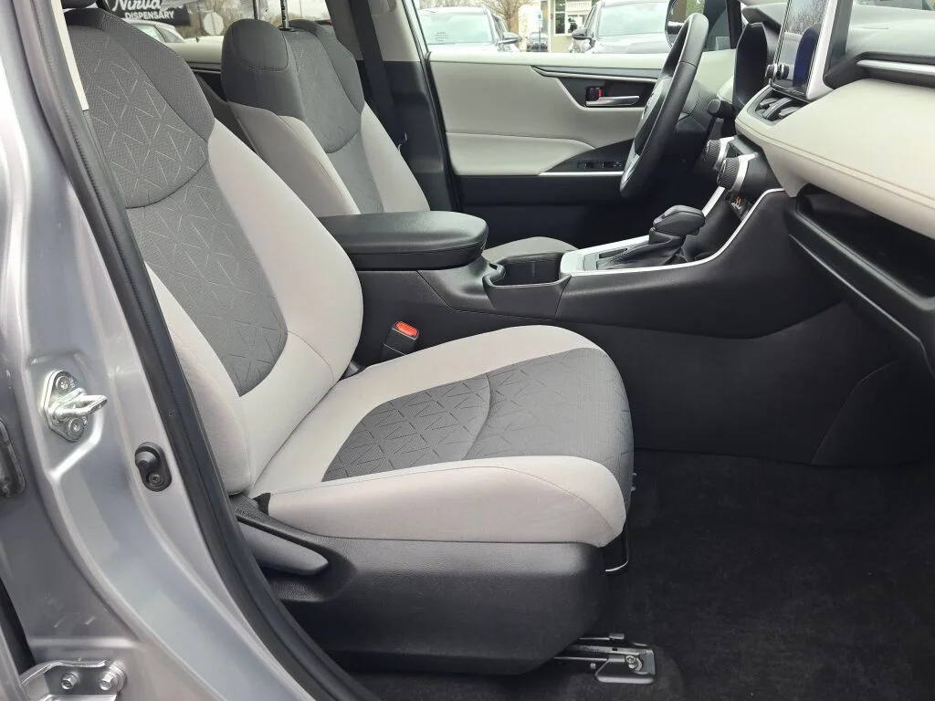 Used 2023 Silver Toyota XLE image 6