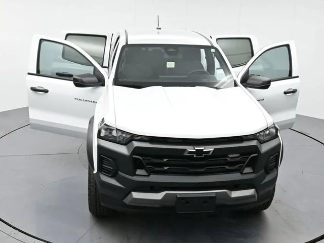Used 2024 Summit White Chevrolet Trail Boss image 39