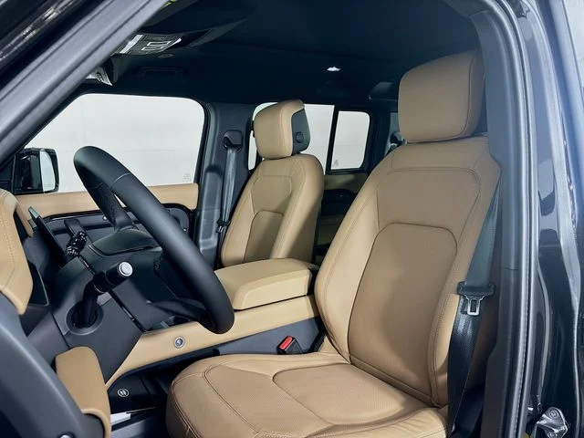 New 2026 Black Land Rover S image 21