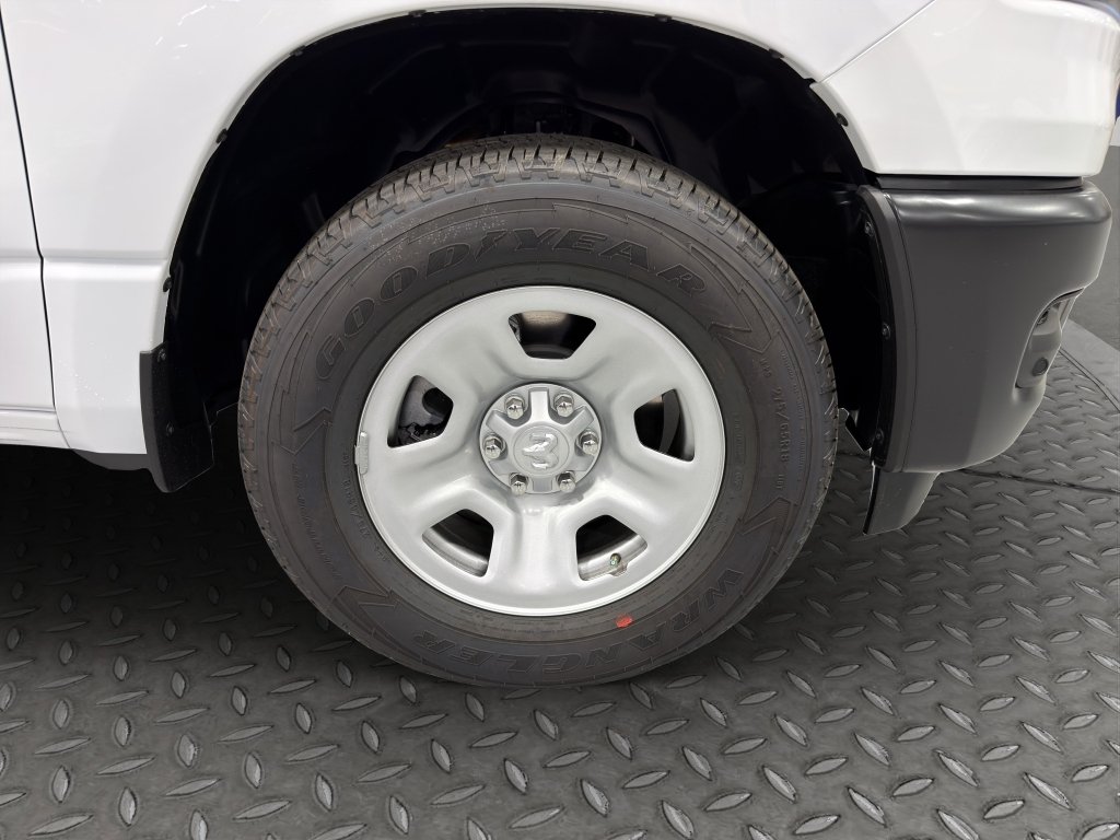 New 2026 Bright White Clearcoat RAM Tradesman image 13