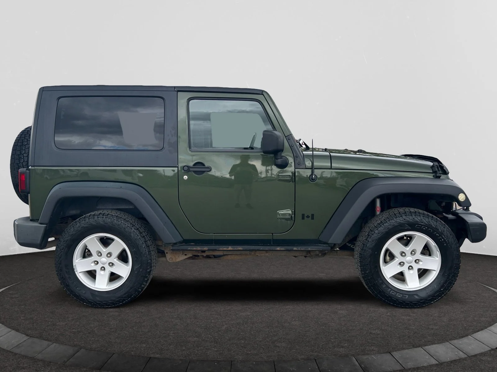 Used 2009 Jeep Green Metallic Jeep X image 6