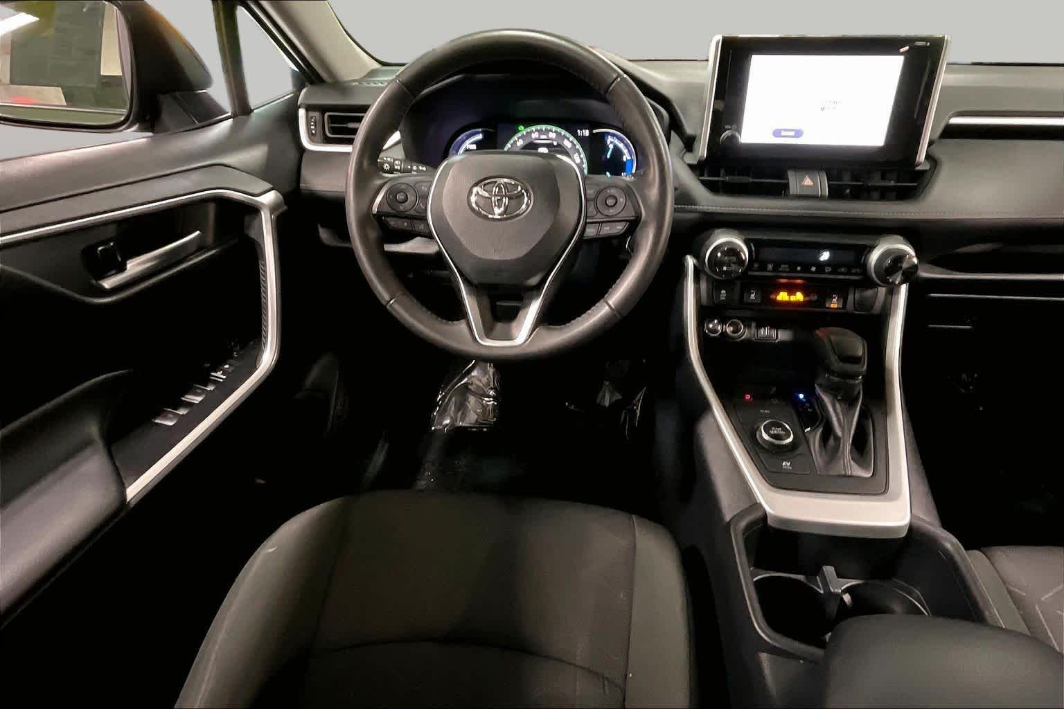 Used 2025 Army Green/Midnight Black Metallic Toyota Hybrid Woodland image 6