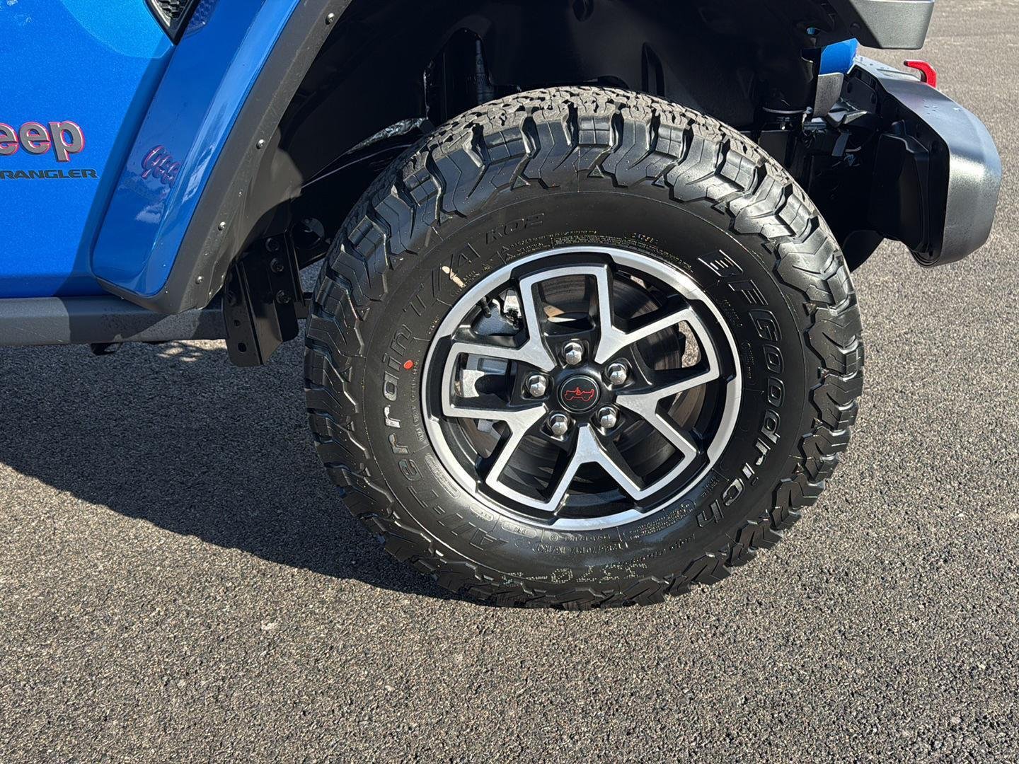 New 2026 Hydro Blue Pearlcoat Jeep Rubicon image 12
