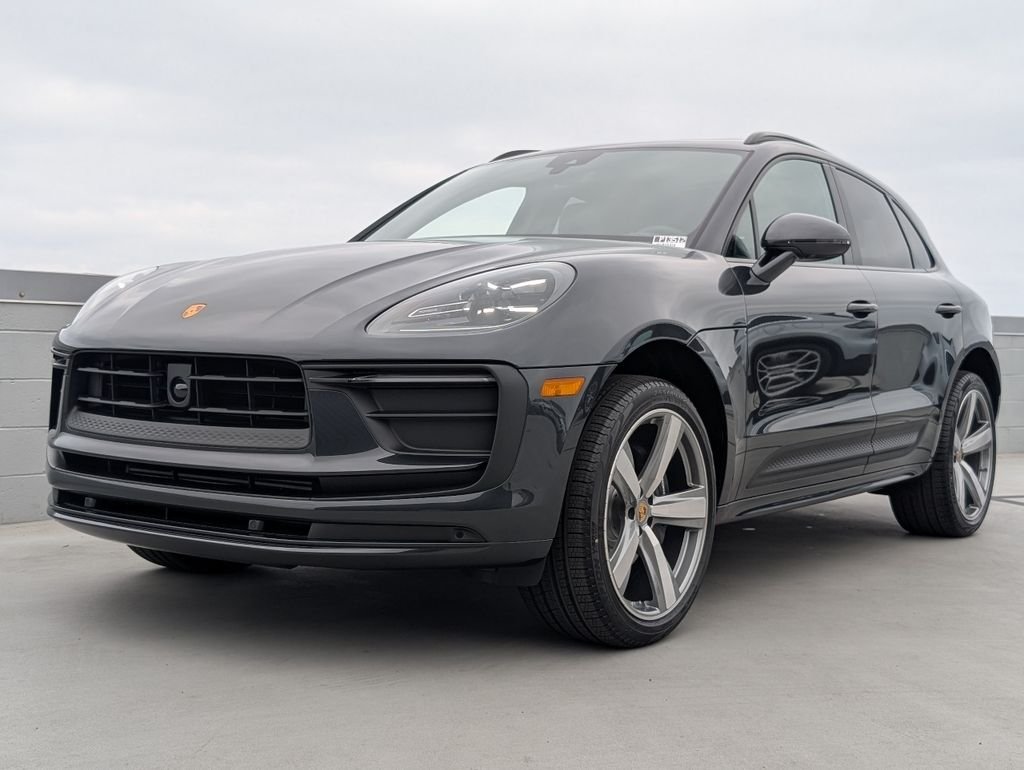 2026 Porsche Macan
