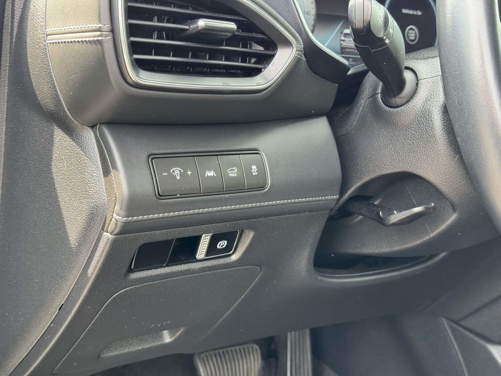 Used 2023 Silver Hyundai SEL image 28