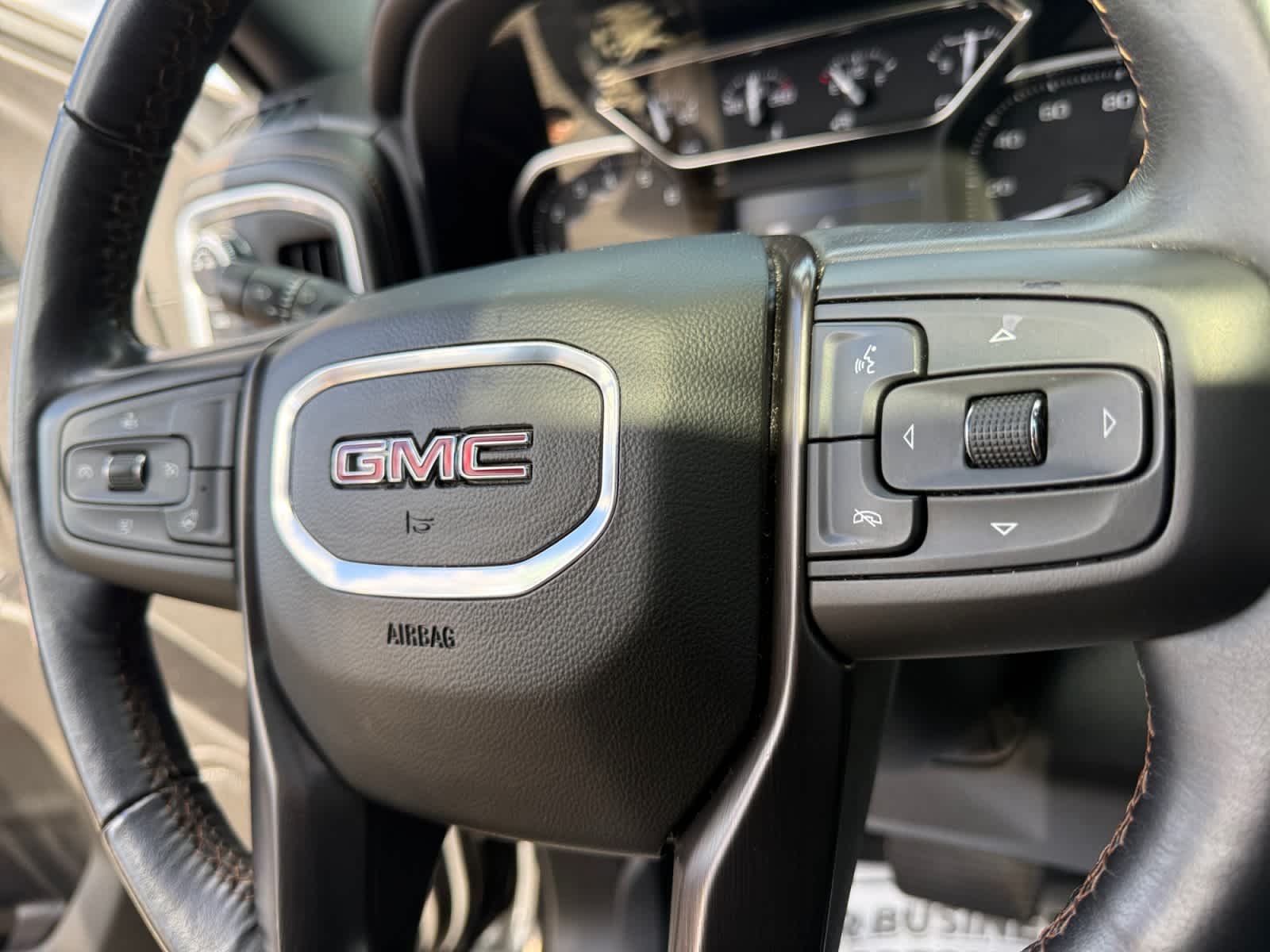 Used 2022 Onyx Black GMC AT4 image 20