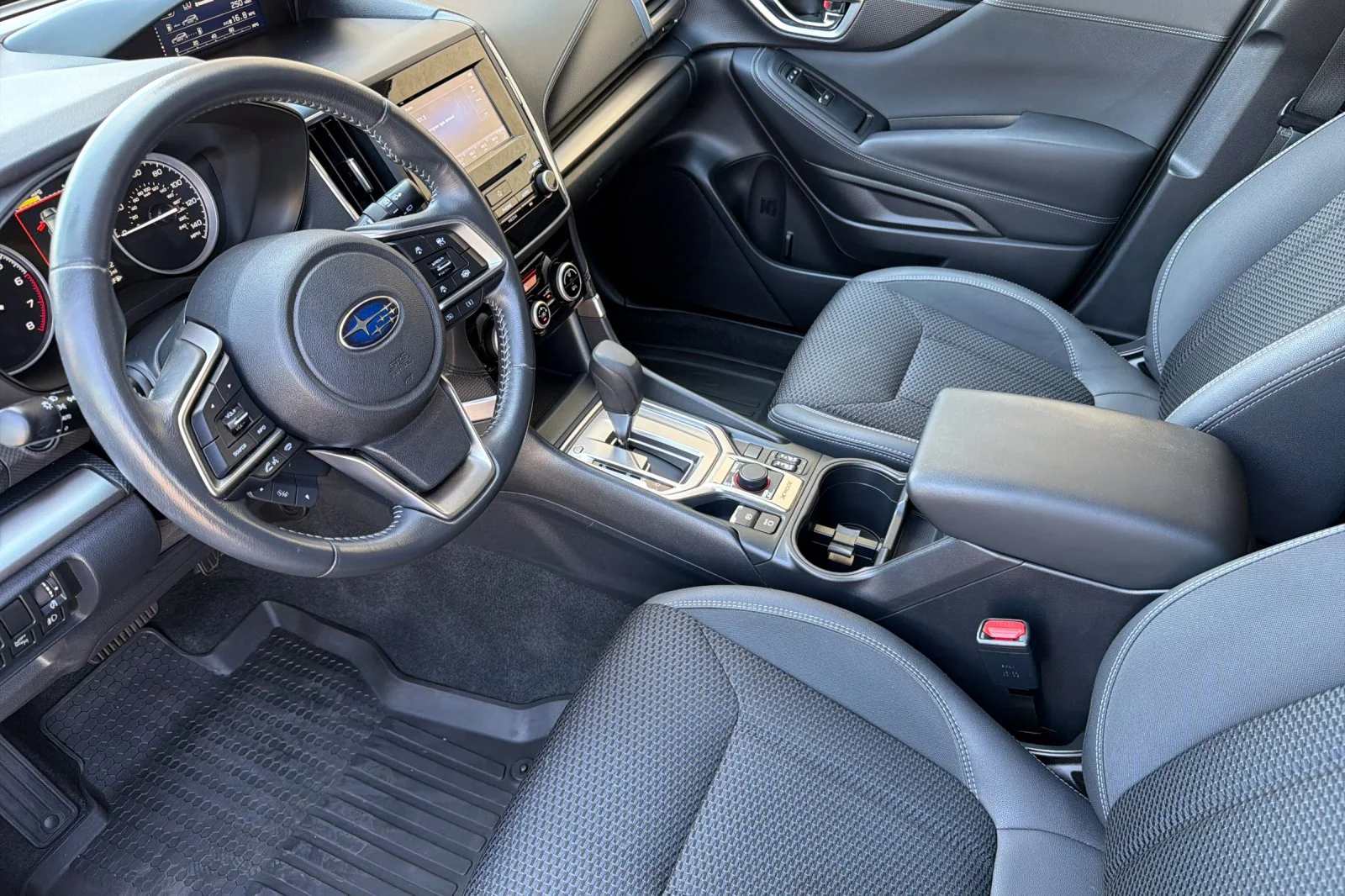 Used 2020 Gray Subaru Premium image 10