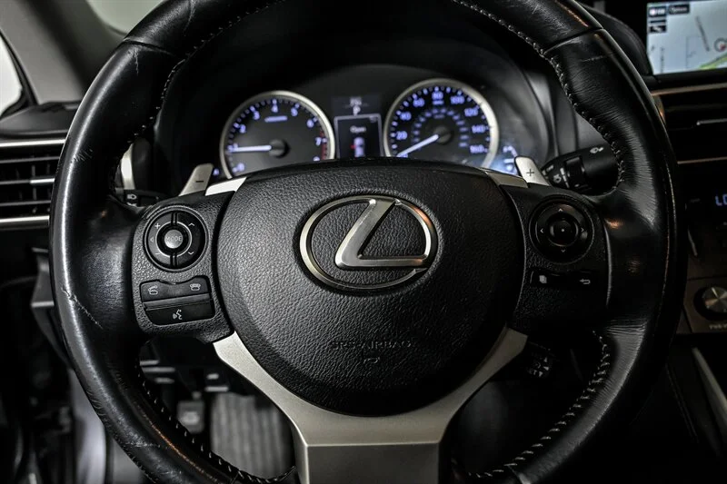 Used 2016 Nebula Gray Pearl Lexus  image 22