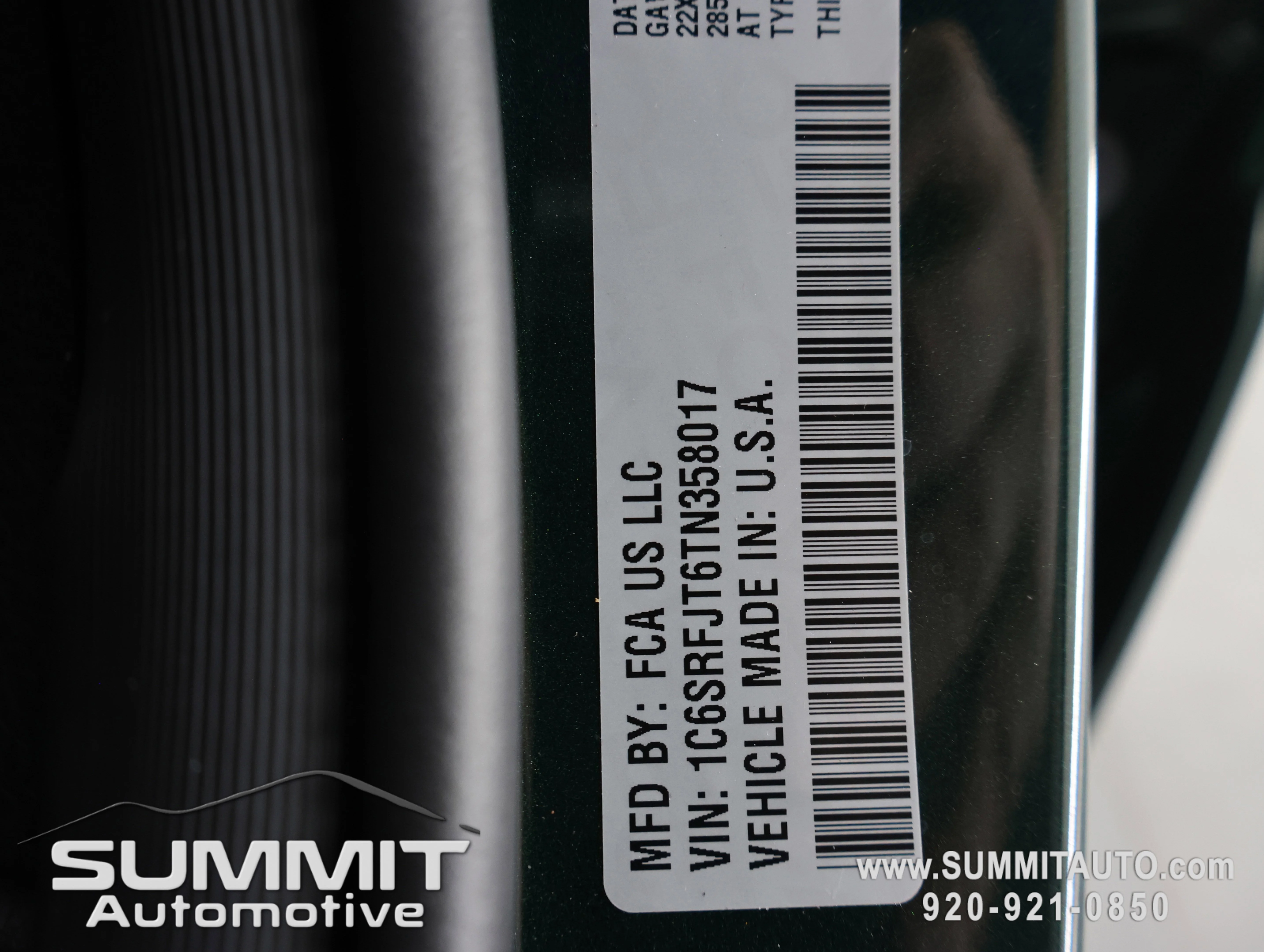New 2026 Serrano-Green Metallic Exterior Paint RAM Laramie image 79