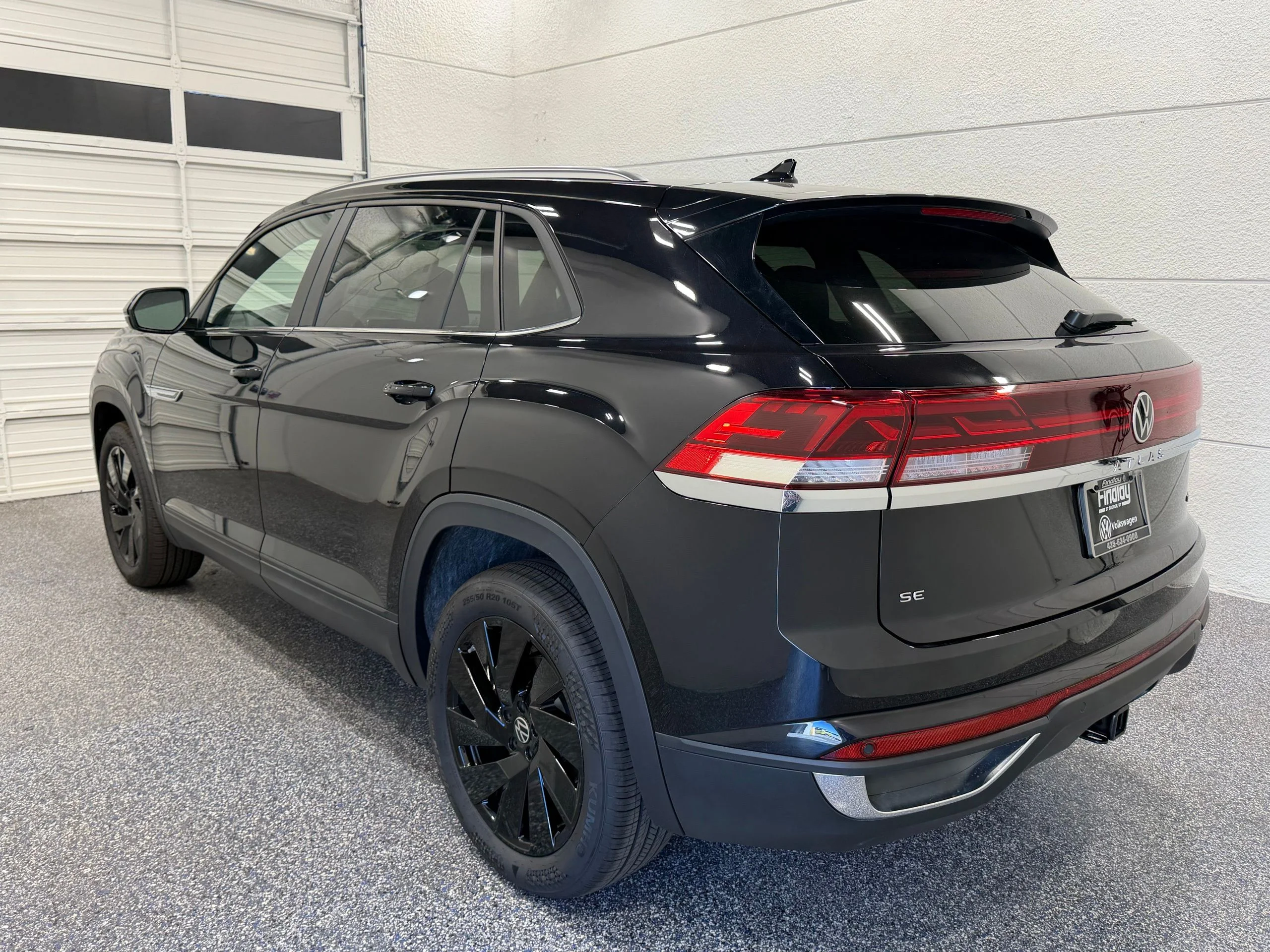 New 2026 Black Volkswagen 2.0T SE w/Technology image 4