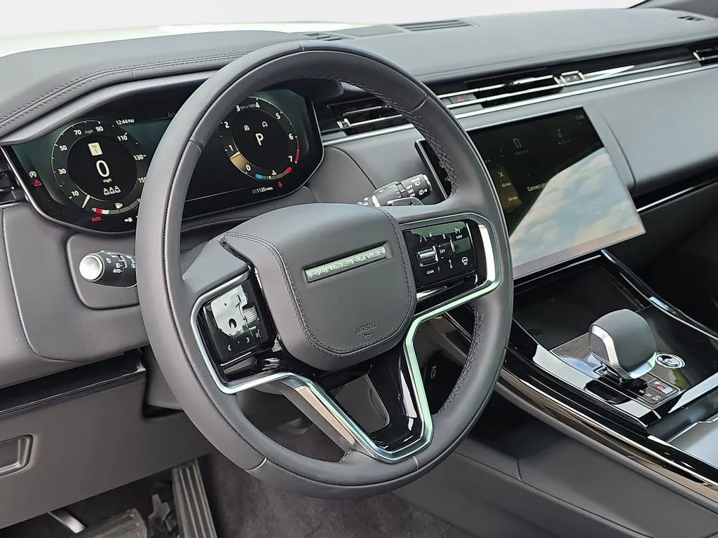 Certified Used 2026 Fuji White Land Rover SE image 15