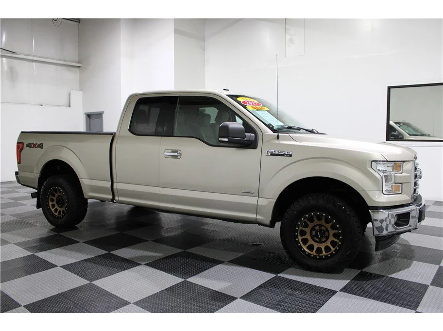 2017 Ford F-150 XLT 4x4 SuperCab 6-1/2 Box's photo