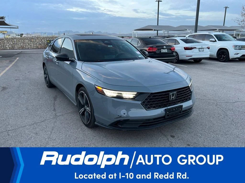 Used 2026 Urban Gray Pearl Honda SE image 7