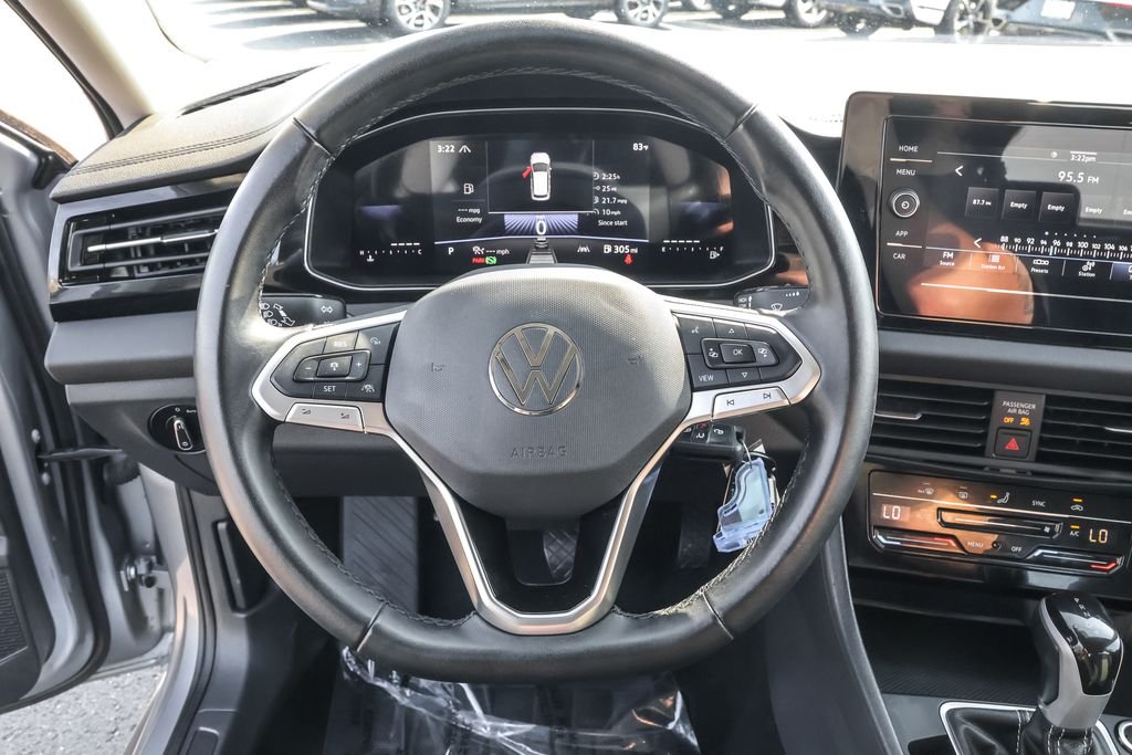 Used 2025 Silver Volkswagen 1.5T S image 17