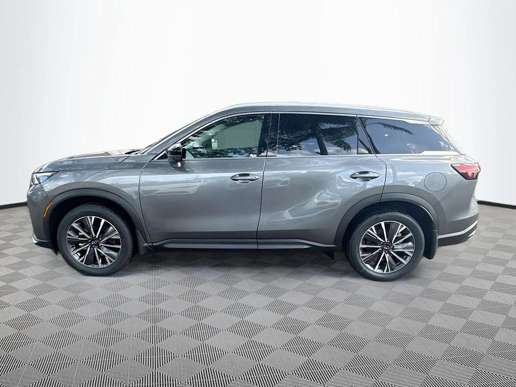 New 2027 GRAPHITE SHADOW INFINITI Luxe FWD image 8